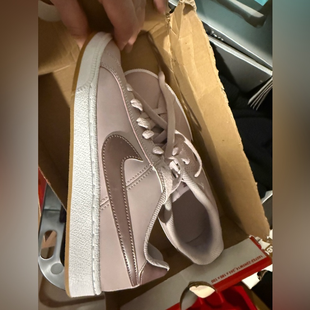 Women’s Court Royale Soft Pink Low-Top Sneakers